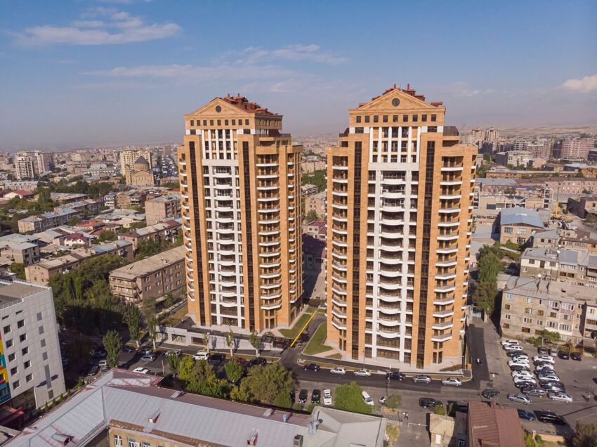 Լևոն Ներսիսյան փողոցում բազմաբնակարան շենքերի կառուցում